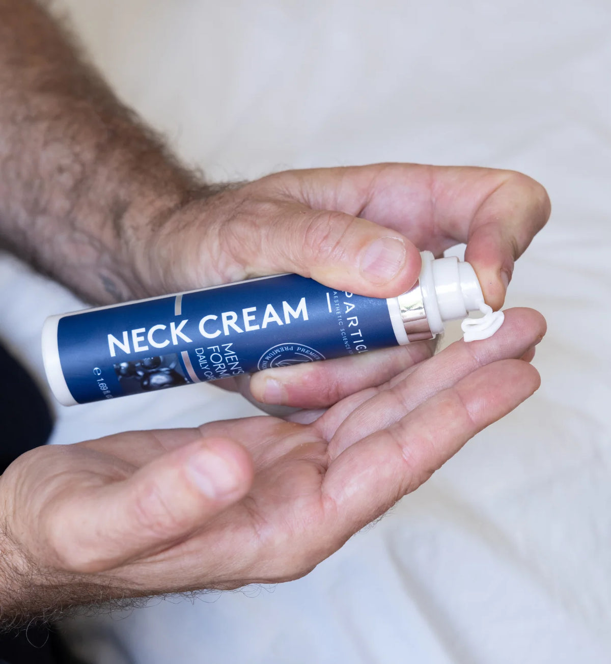 Particle Neck Cream application